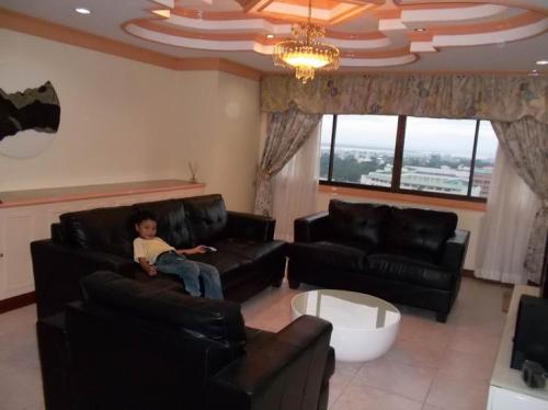 FOR RENT / LEASE: Apartment / Condo / Townhouse Cebu > Cebu City 7