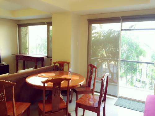 FOR RENT / LEASE: Apartment / Condo / Townhouse Manila Metropolitan Area > Manila 2