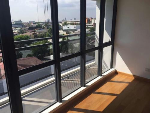 FOR RENT / LEASE: Apartment / Condo / Townhouse Manila Metropolitan Area > Makati