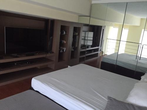 FOR RENT / LEASE: Apartment / Condo / Townhouse Manila Metropolitan Area
