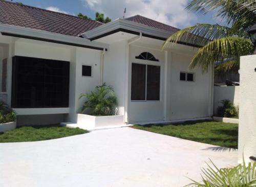 FOR SALE: House Cebu > Bantayan 1