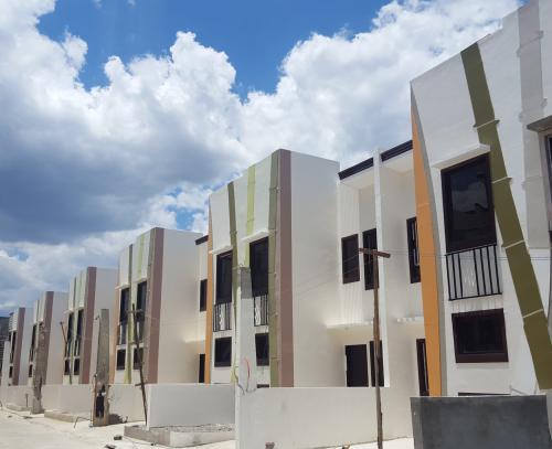 FOR SALE: Apartment / Condo / Townhouse Manila Metropolitan Area > Marikina