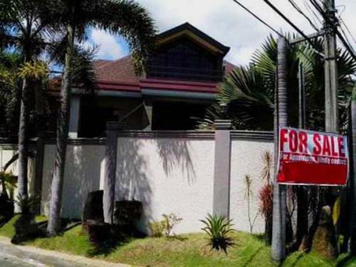 FOR SALE: House Manila Metropolitan Area > Quezon