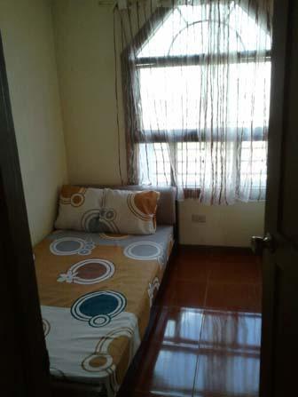 FOR SALE: Apartment / Condo / Townhouse Manila Metropolitan Area > Caloocan 4