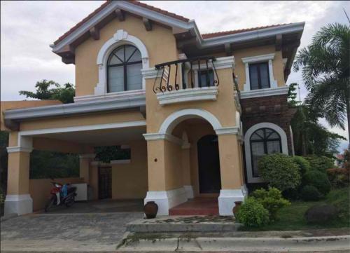 FOR SALE: House Cebu > Other areas