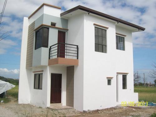 FOR SALE: House Laguna