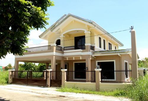 FOR SALE: House Iloilo