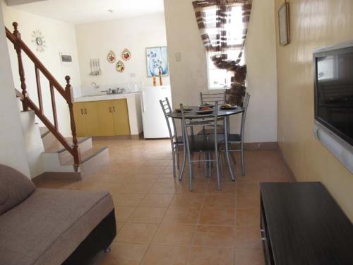FOR SALE: Apartment / Condo / Townhouse Cavite 1