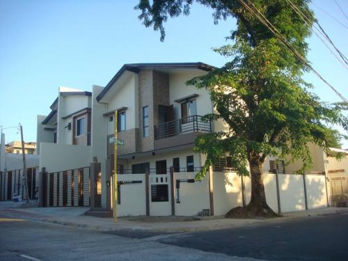 FOR SALE: House Manila Metropolitan Area > Marikina