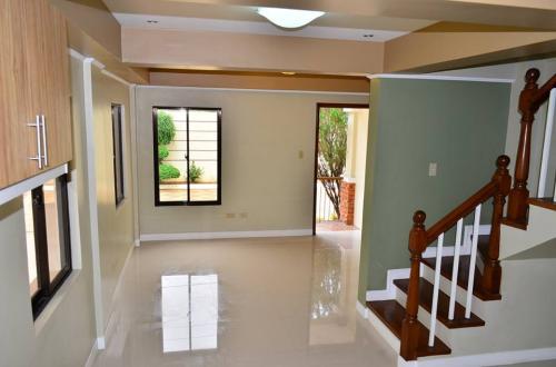 FOR SALE: House Rizal 1