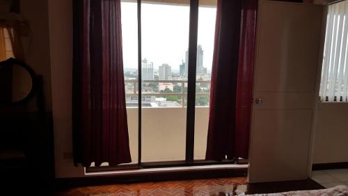 FOR RENT / LEASE: Apartment / Condo / Townhouse Cebu > Cebu City 7