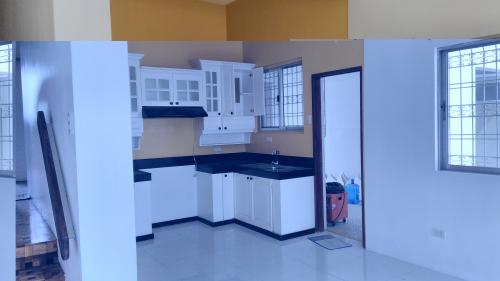 FOR SALE: House Manila Metropolitan Area > Quezon
