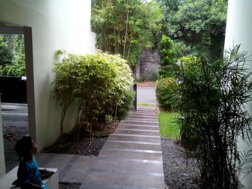 FOR RENT / LEASE: House Manila Metropolitan Area > Makati 7