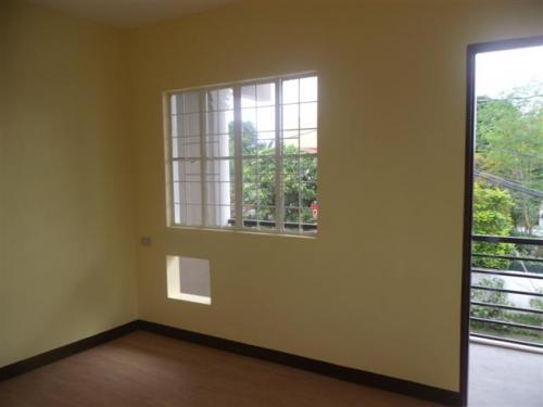 FOR SALE: Apartment / Condo / Townhouse Manila Metropolitan Area > Las Pinas 3