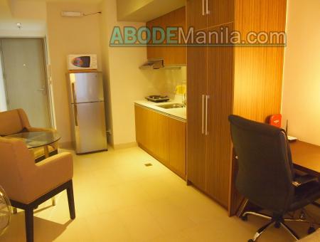 FOR RENT / LEASE: Apartment / Condo / Townhouse Manila Metropolitan Area > Makati 2