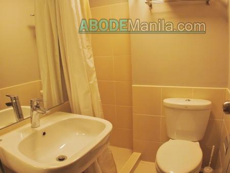 FOR RENT / LEASE: Apartment / Condo / Townhouse Manila Metropolitan Area > Makati 3