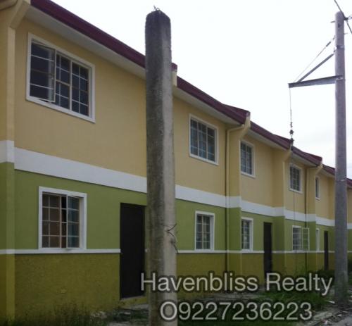 FOR SALE: Apartment / Condo / Townhouse Laguna > Sta Rosa 2