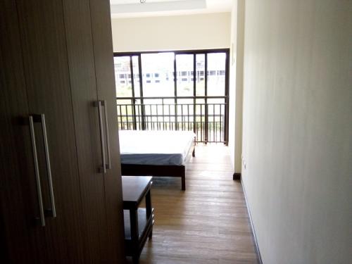 FOR SALE: Apartment / Condo / Townhouse Manila Metropolitan Area > Las Pinas 6