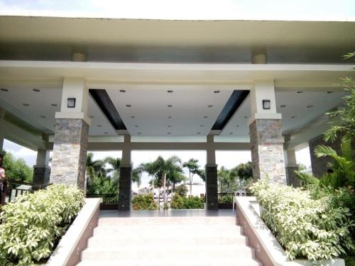 FOR SALE: Apartment / Condo / Townhouse Manila Metropolitan Area > Las Pinas 11