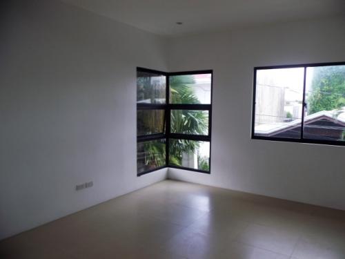 FOR SALE: Apartment / Condo / Townhouse Manila Metropolitan Area > Las Pinas 9