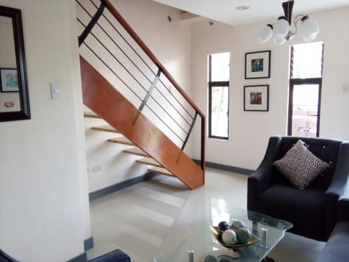 FOR SALE: Apartment / Condo / Townhouse Manila Metropolitan Area > Las Pinas 10