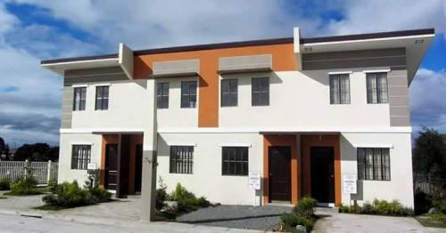 FOR SALE: Apartment / Condo / Townhouse Cavite > Bacoor