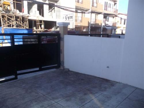 FOR SALE: House Manila Metropolitan Area > Las Pinas 3