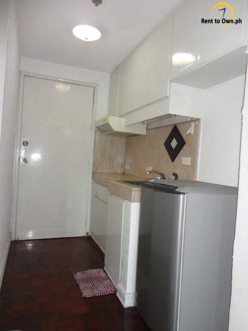 Kitchen - http://www.renttoown.ph