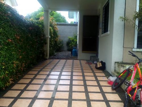 FOR RENT / LEASE: House Cavite > Silang 11