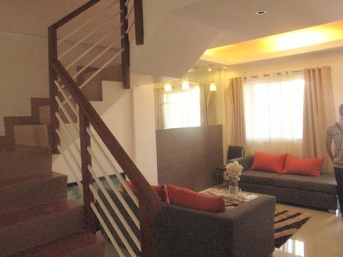 FOR SALE: Apartment / Condo / Townhouse Quezon 9