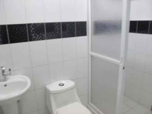 FOR SALE: Apartment / Condo / Townhouse Quezon 1