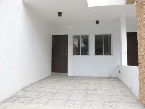 FOR SALE: Apartment / Condo / Townhouse Quezon 2