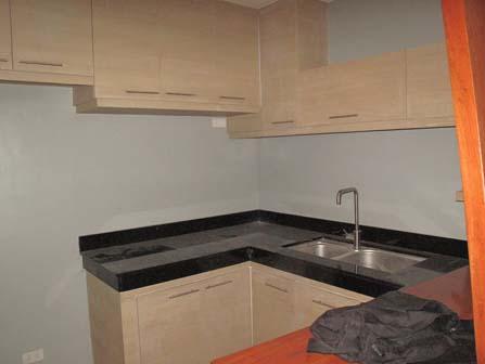 FOR SALE: Apartment / Condo / Townhouse Quezon 15