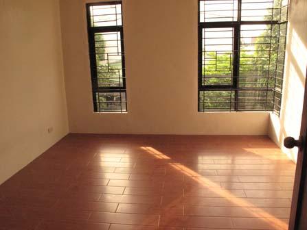 FOR SALE: Apartment / Condo / Townhouse Quezon 11