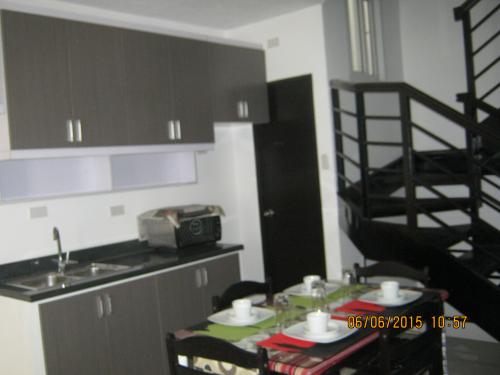 FOR SALE: Apartment / Condo / Townhouse Quezon 2