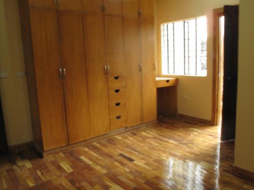 FOR SALE: Apartment / Condo / Townhouse Quezon 4