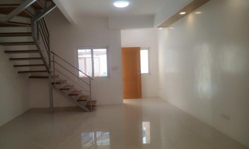 FOR SALE: Apartment / Condo / Townhouse Quezon 8