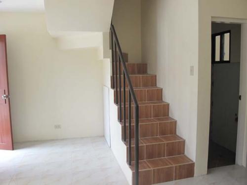 FOR SALE: House Rizal > Cainta 3