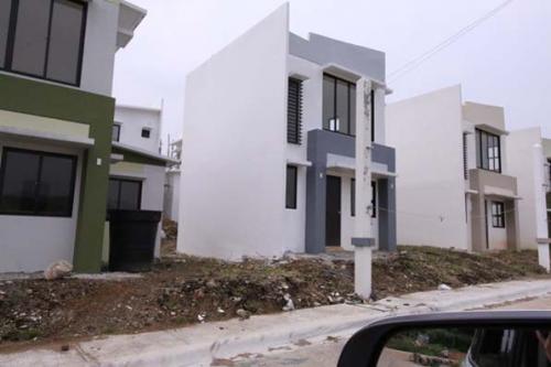 FOR SALE: House Rizal > Cainta 3