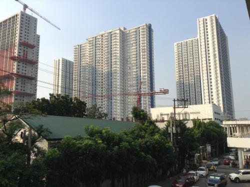 FOR SALE: Apartment / Condo / Townhouse Manila Metropolitan Area > Quezon 11