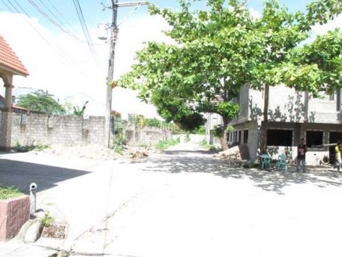 FOR SALE: House Quezon 18