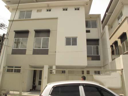 FOR SALE: Apartment / Condo / Townhouse Quezon 9