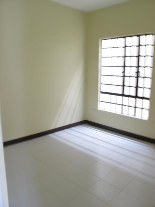 FOR SALE: House Quezon 7