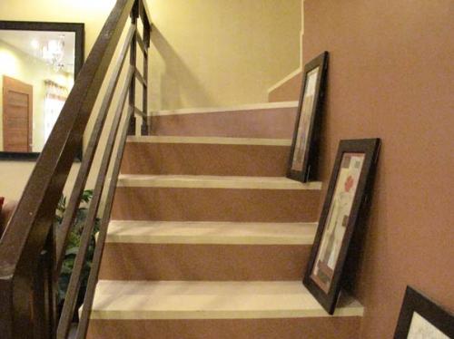 FOR SALE: House Quezon 5