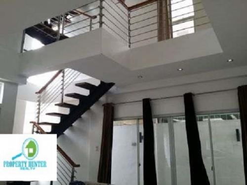 FOR SALE: House Manila Metropolitan Area > Pasig 2