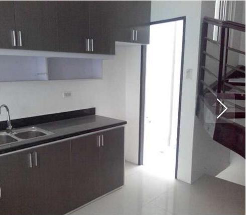 FOR SALE: Apartment / Condo / Townhouse Quezon 5