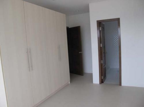 FOR SALE: Apartment / Condo / Townhouse Quezon 8