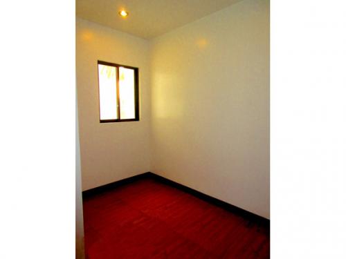 FOR SALE: Apartment / Condo / Townhouse Quezon 6