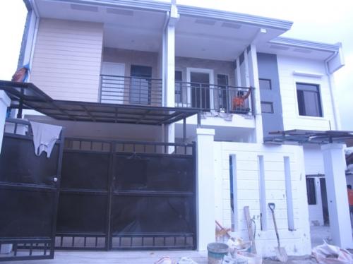 FOR SALE: House Quezon