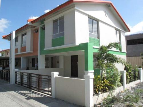 FOR SALE: Apartment / Condo / Townhouse Cavite